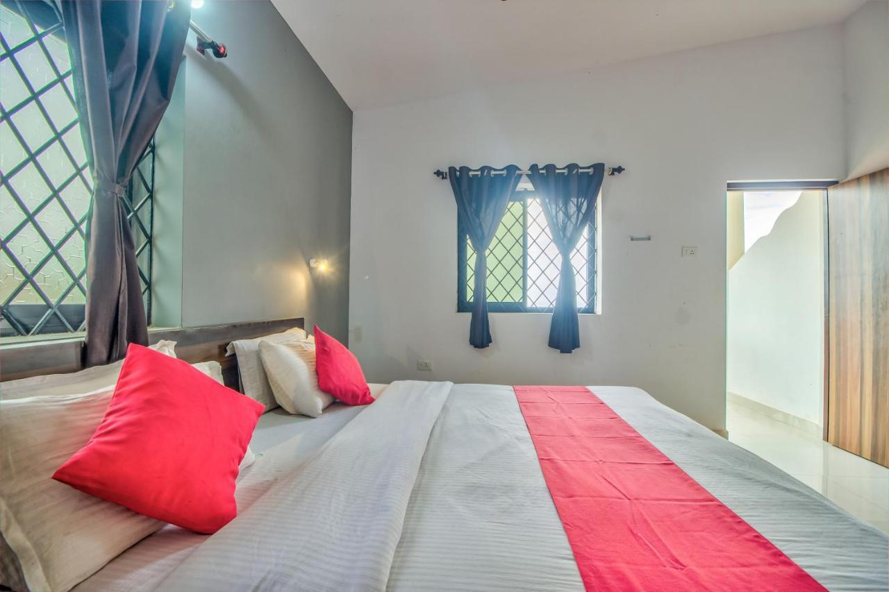 Beach Doorz Hotel Baga Exterior foto