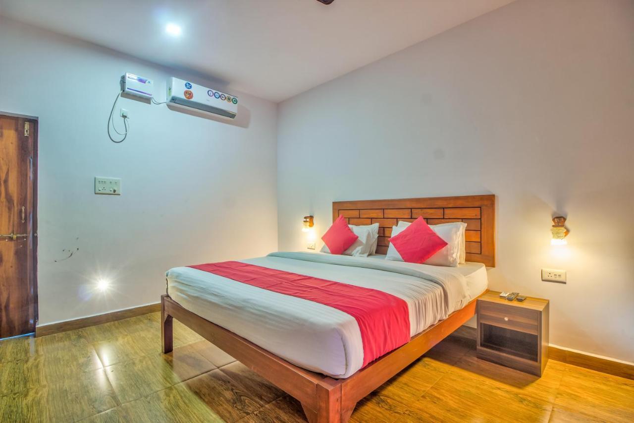 Beach Doorz Hotel Baga Exterior foto