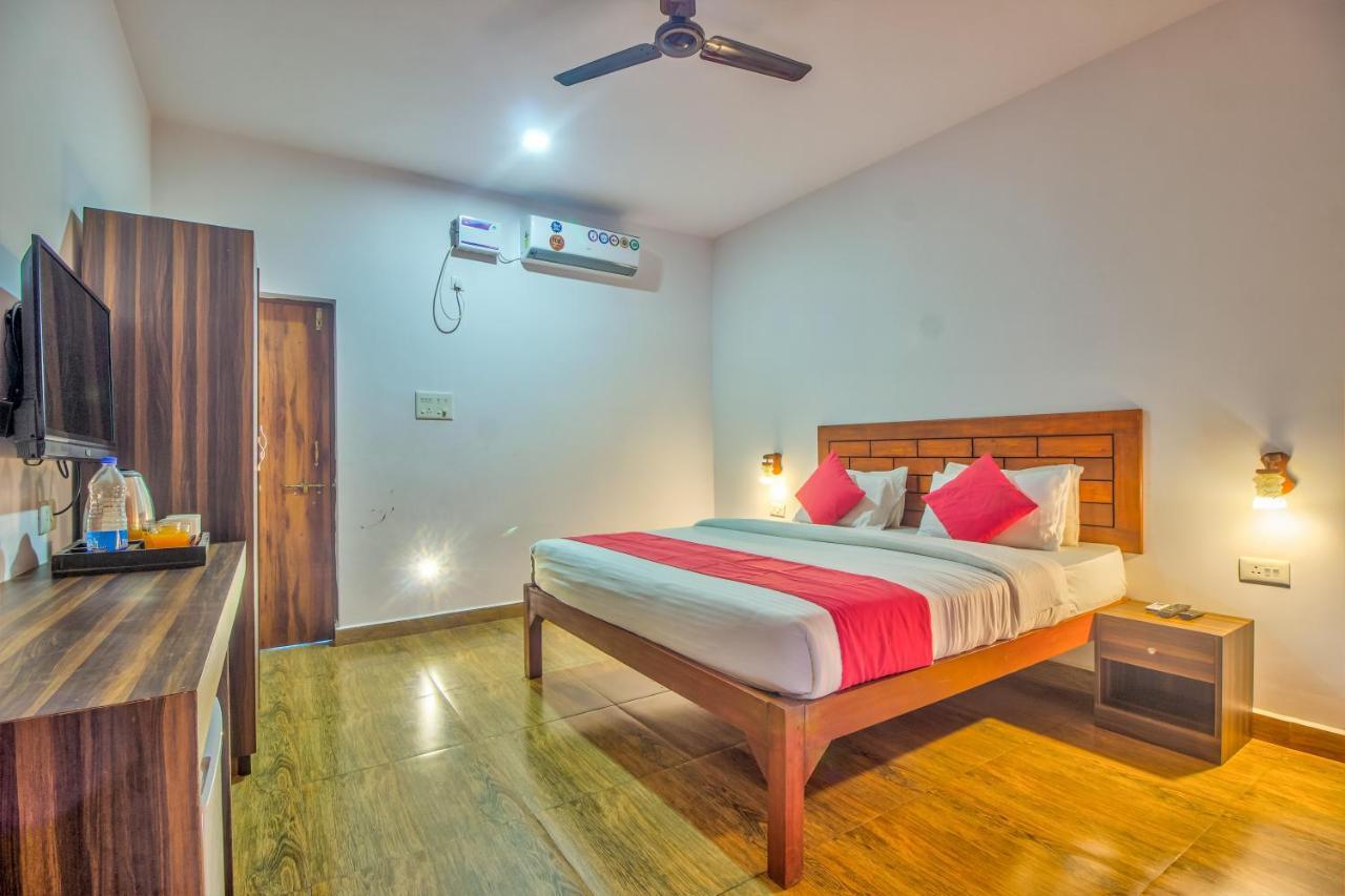 Beach Doorz Hotel Baga Exterior foto