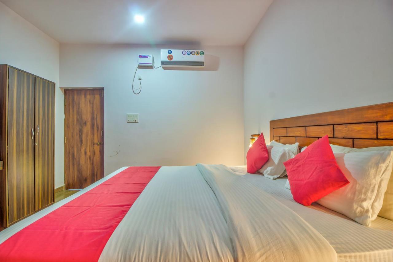 Beach Doorz Hotel Baga Exterior foto